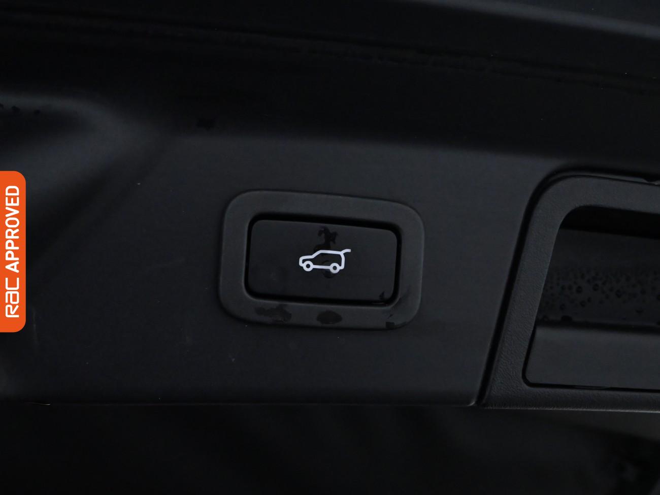 Used Land Rover Range Rover Velar 2020 for sale - 76649374: Photo 29