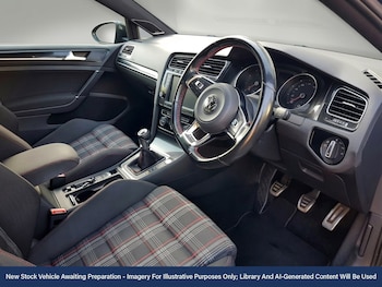 Used Volkswagen Golf 2016 for sale - 78257821: Photo