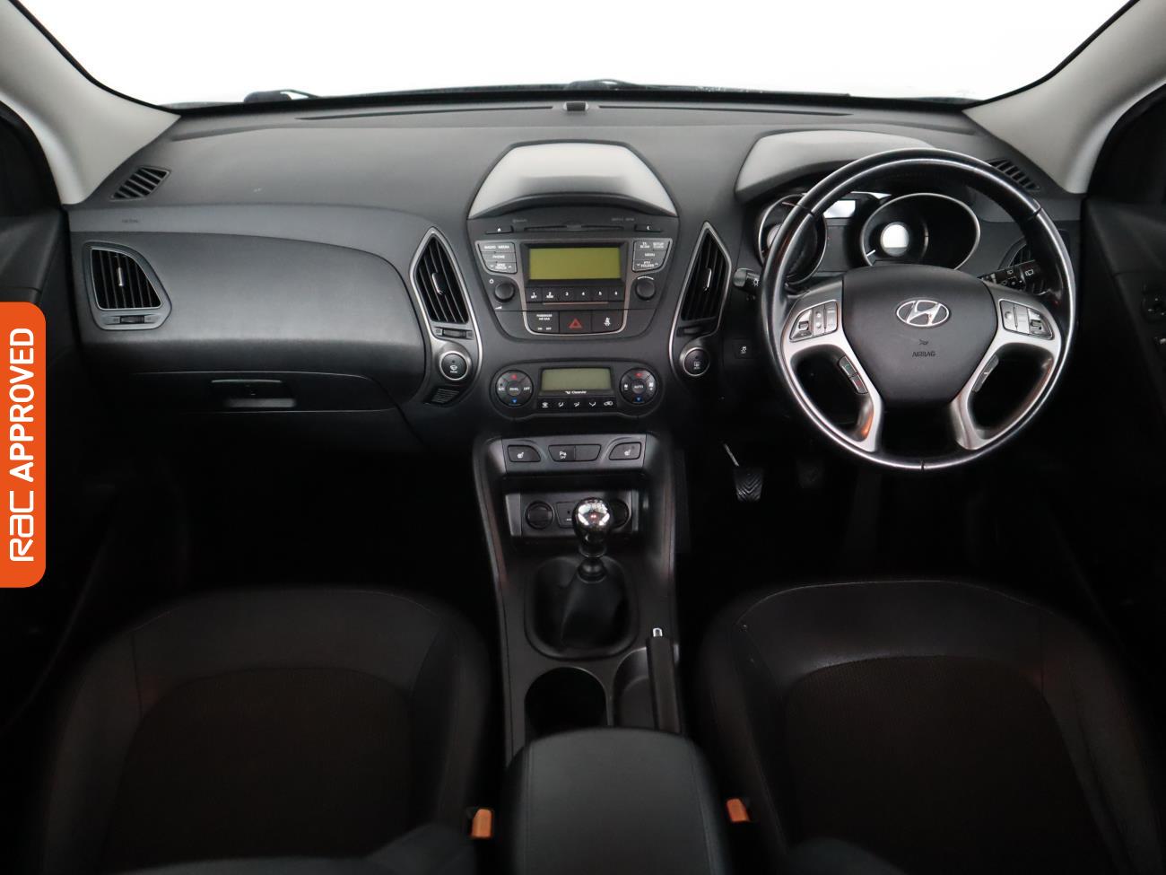 Used Hyundai Ix35 2015 for sale - 77943755: Photo 2