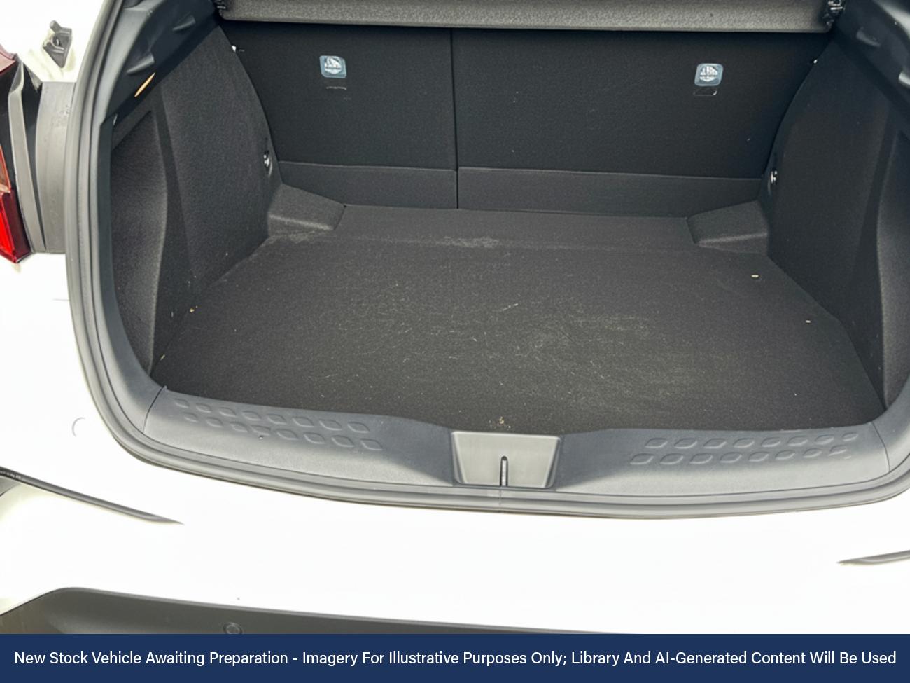 Used Toyota C-HR 2022 for sale - 76641824: Photo 6