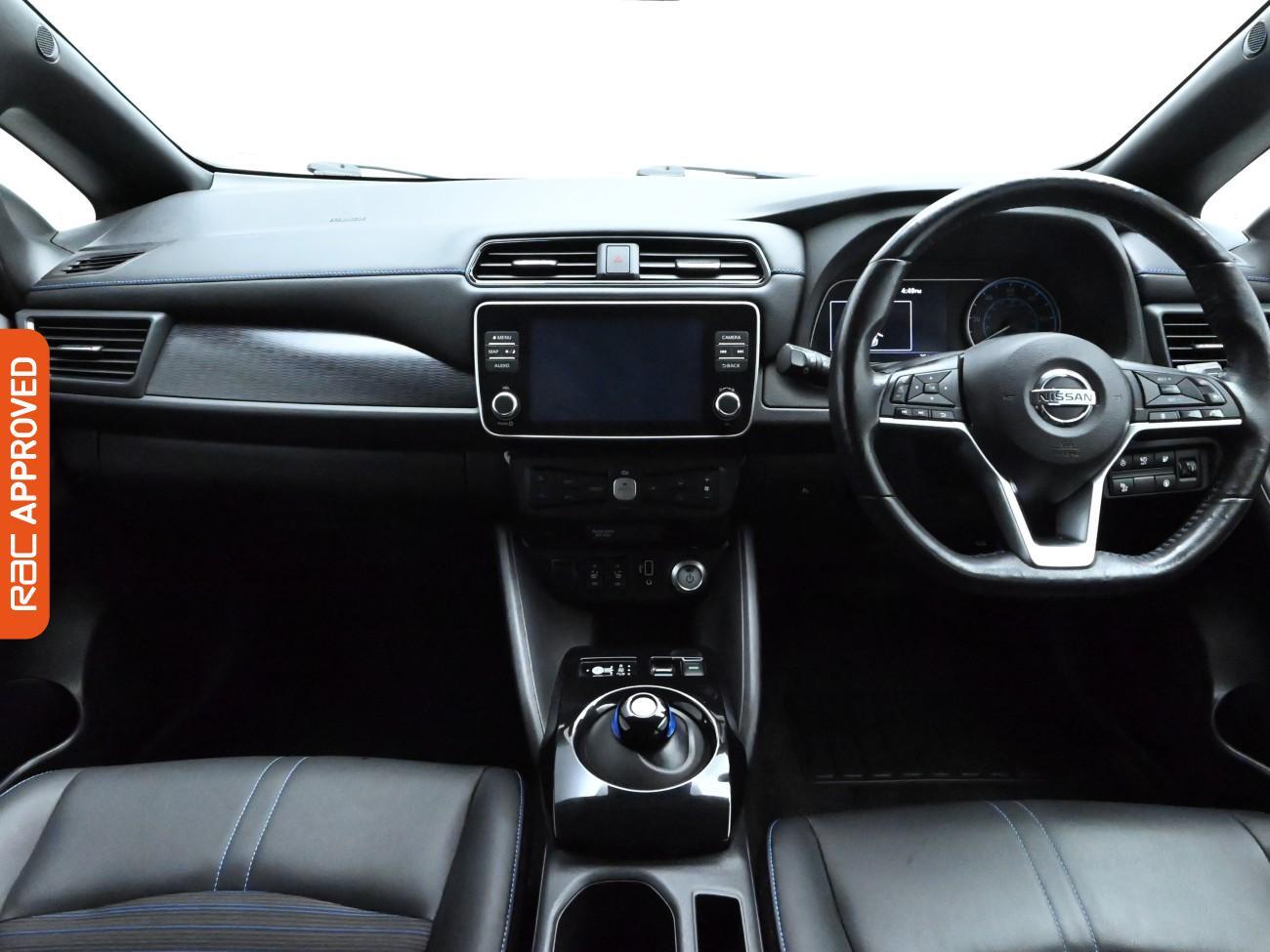 Used Nissan Leaf 2020 for sale - 76767793: Photo 2