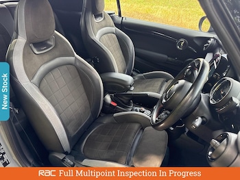 Used MINI Convertible 2020 for sale - 75735643: Photo