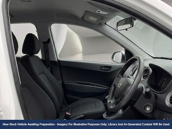 Used Hyundai i10 2018 for sale - 78465512: Photo