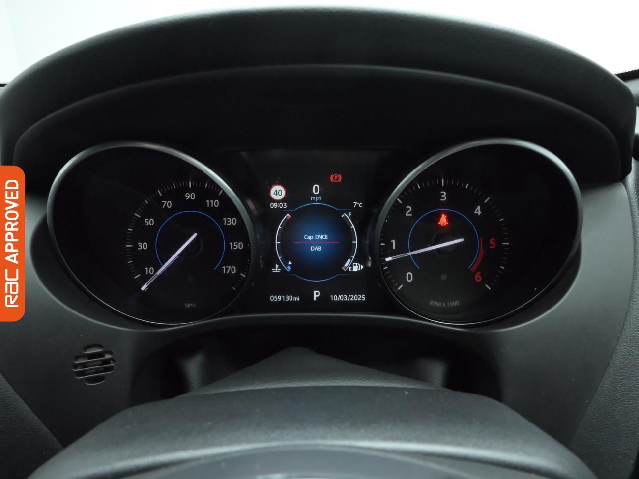 Used Jaguar F-Pace 2016 for sale - 76732533: Photo 11