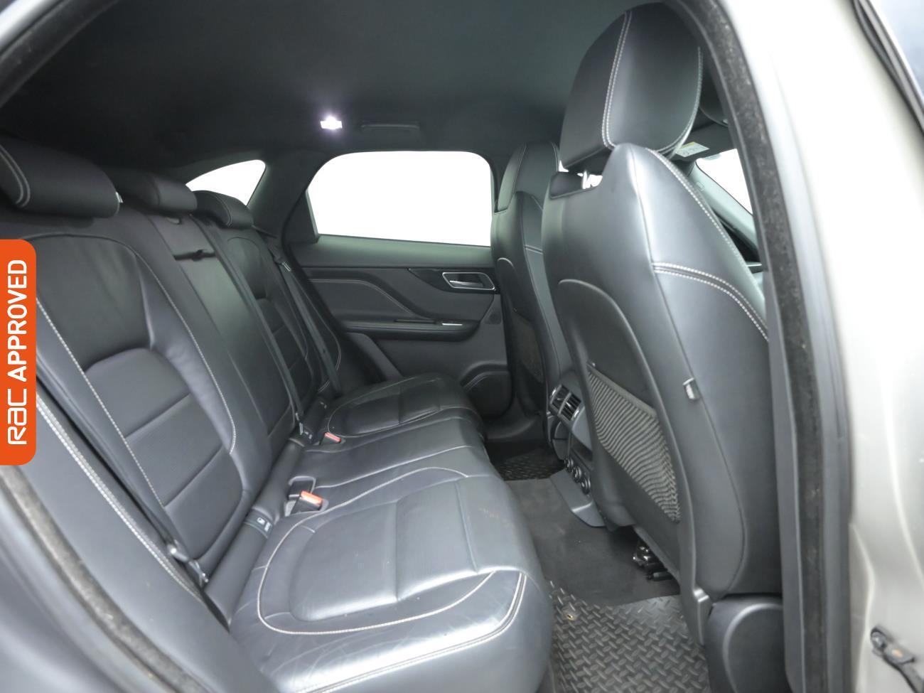 Used Jaguar F-Pace 2016 for sale - 76732533: Photo 13