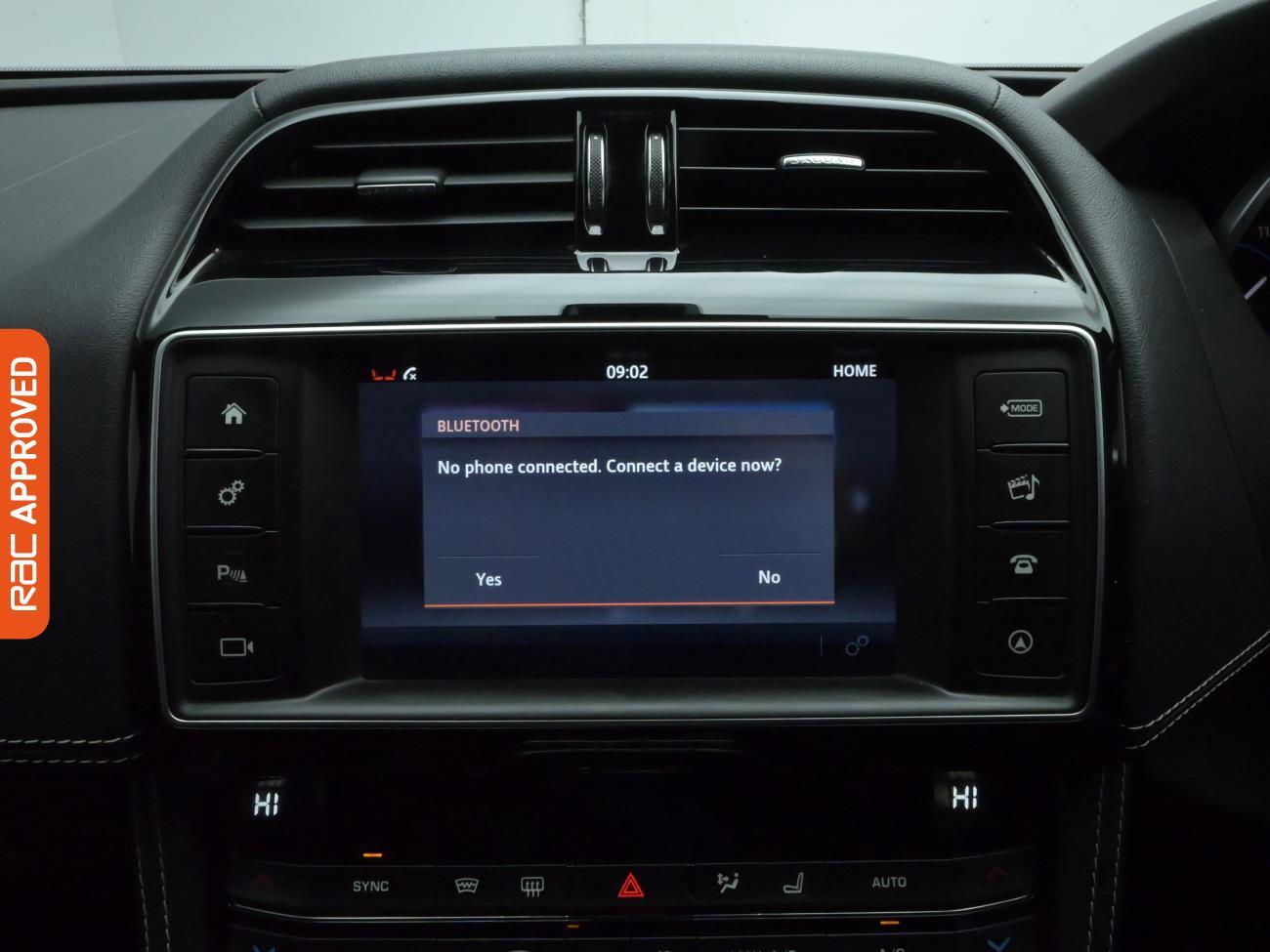 Used Jaguar F-Pace 2016 for sale - 76732533: Photo 15