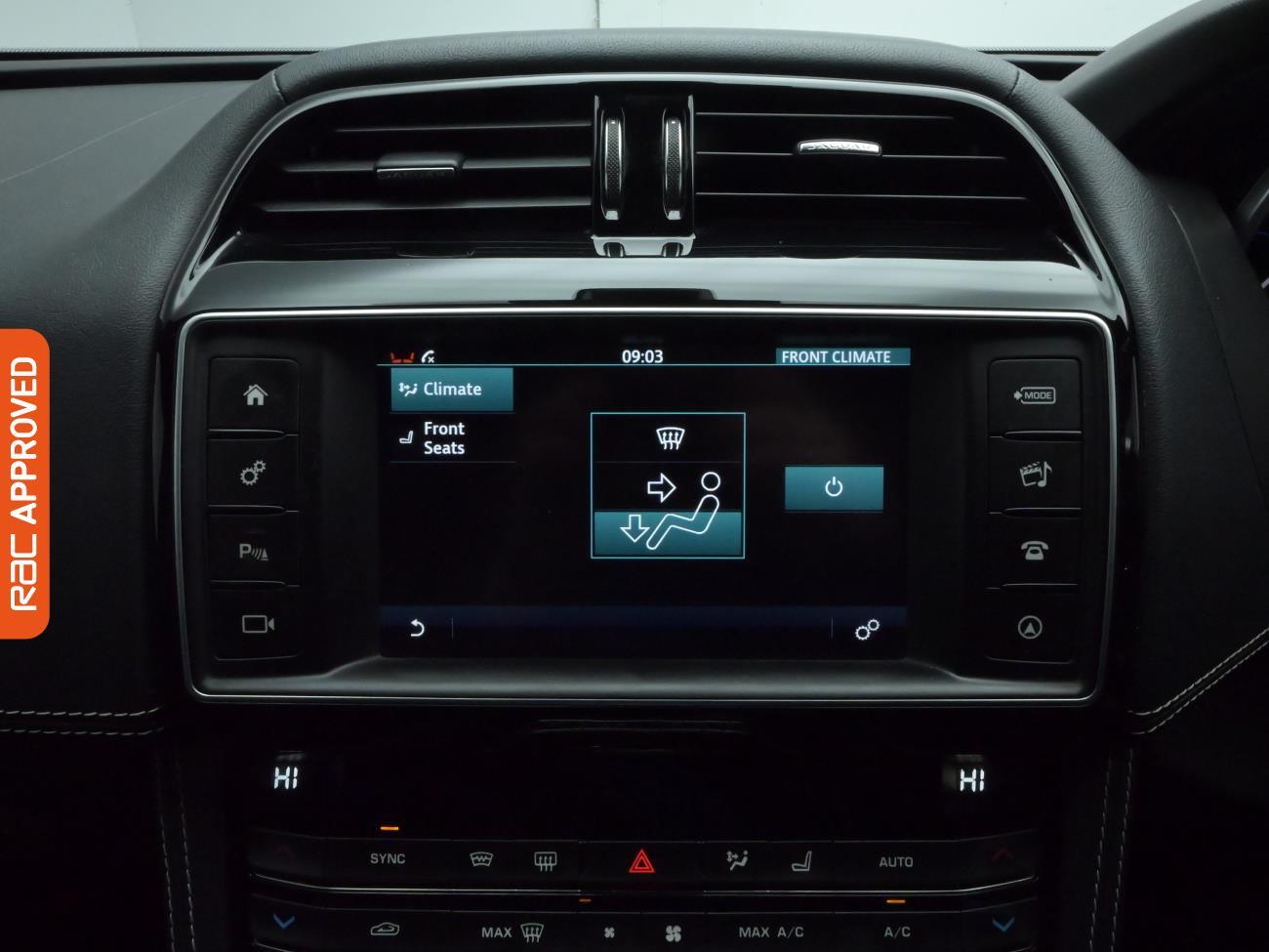 Used Jaguar F-Pace 2016 for sale - 76732533: Photo 17