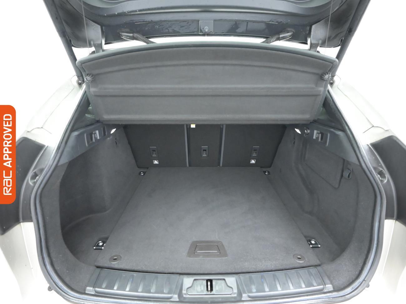 Used Jaguar F-Pace 2016 for sale - 76732533: Photo 27