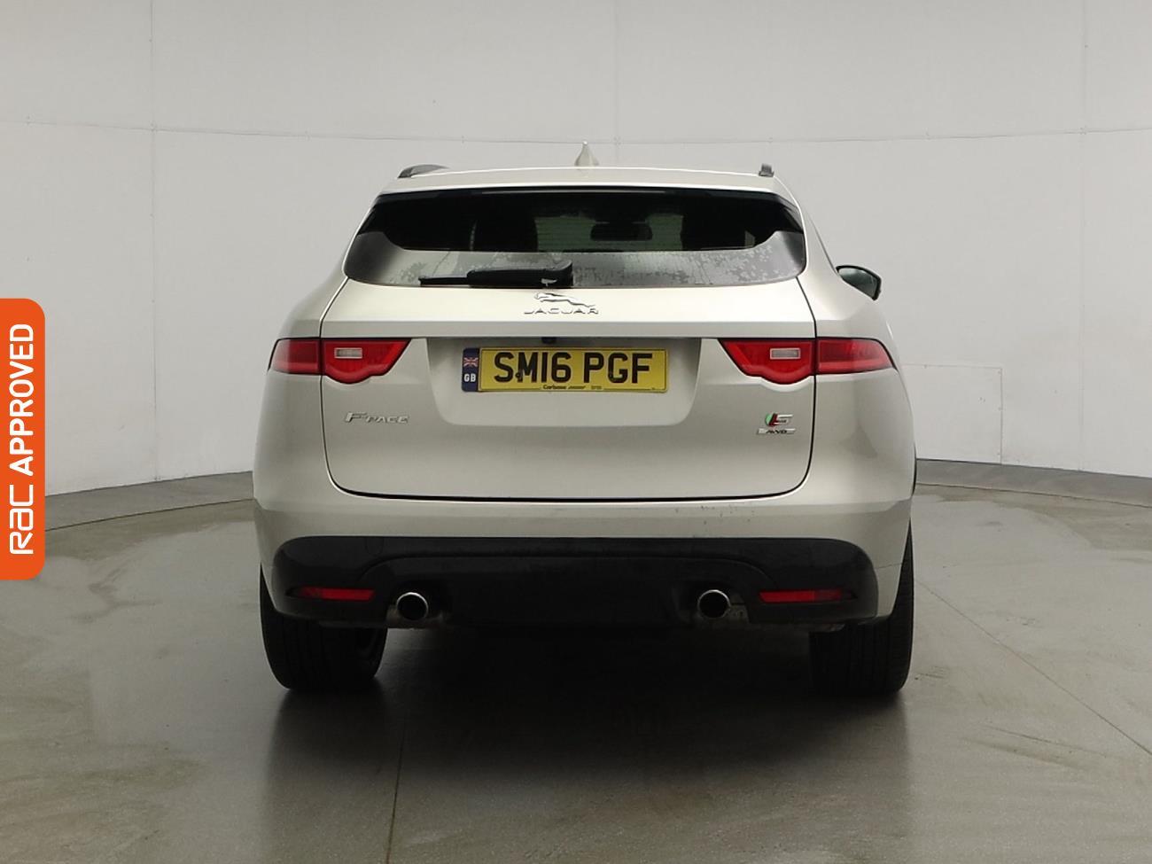 Used Jaguar F-Pace 2016 for sale - 76732533: Photo 8