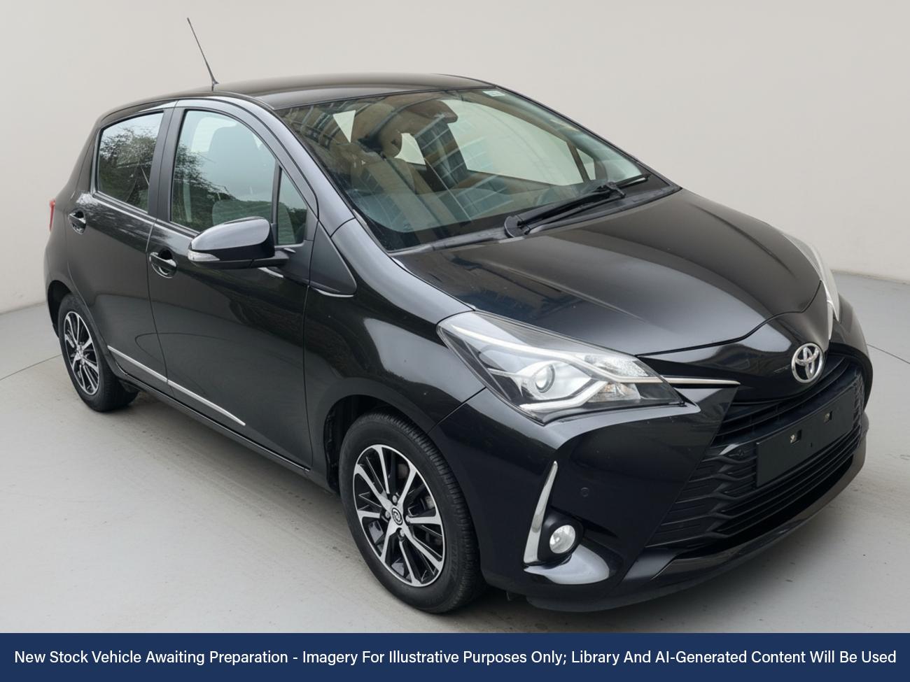 Used Toyota Yaris 2018 for sale - 76576224: Photo 1
