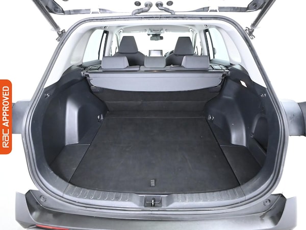 Used Toyota RAV4 2020 for sale - 76249234: Photo 28