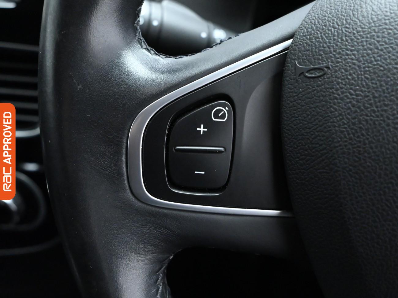 Used Renault Clio 2017 for sale - 76288224: Photo 21