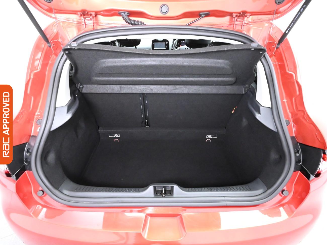 Used Renault Clio 2017 for sale - 76288224: Photo 26