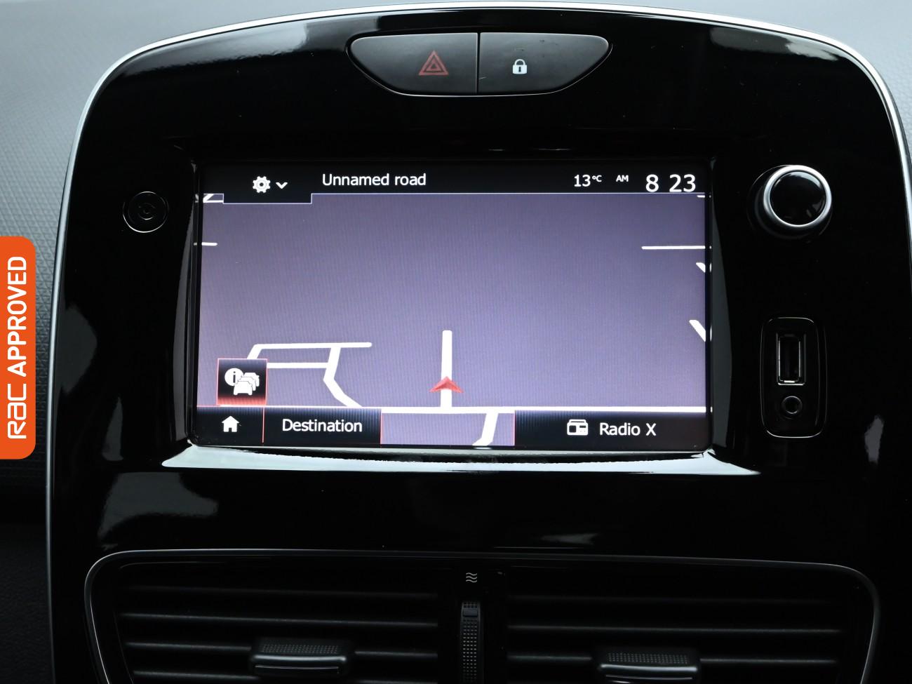 Used Renault Clio 2017 for sale - 76288224: Photo 3