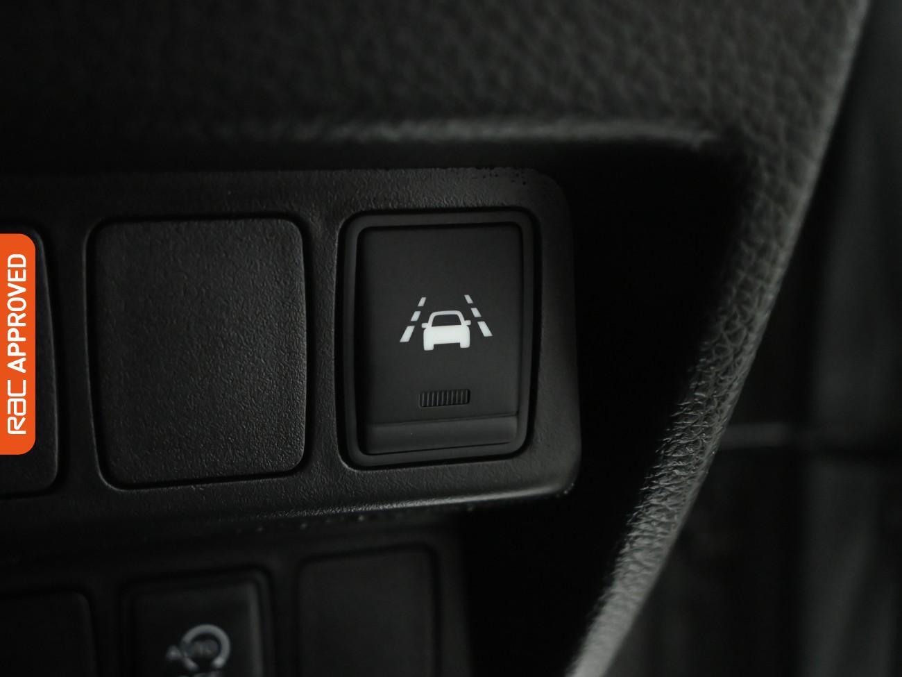 Used Nissan Qashqai 2017 for sale - 77147520: Photo 22