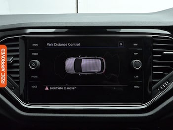 Used Volkswagen T-Roc 2021 for sale - 78666770: Photo