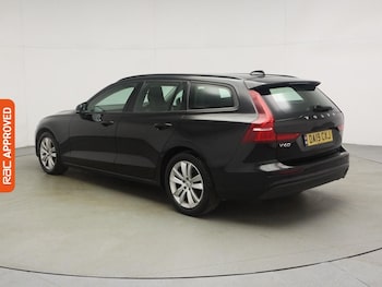 Used Volvo V60 2019 for sale - 78273354: Photo
