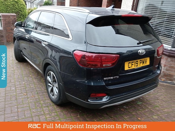 Used Kia Sorento 2019 for sale - 76249222: Photo 2