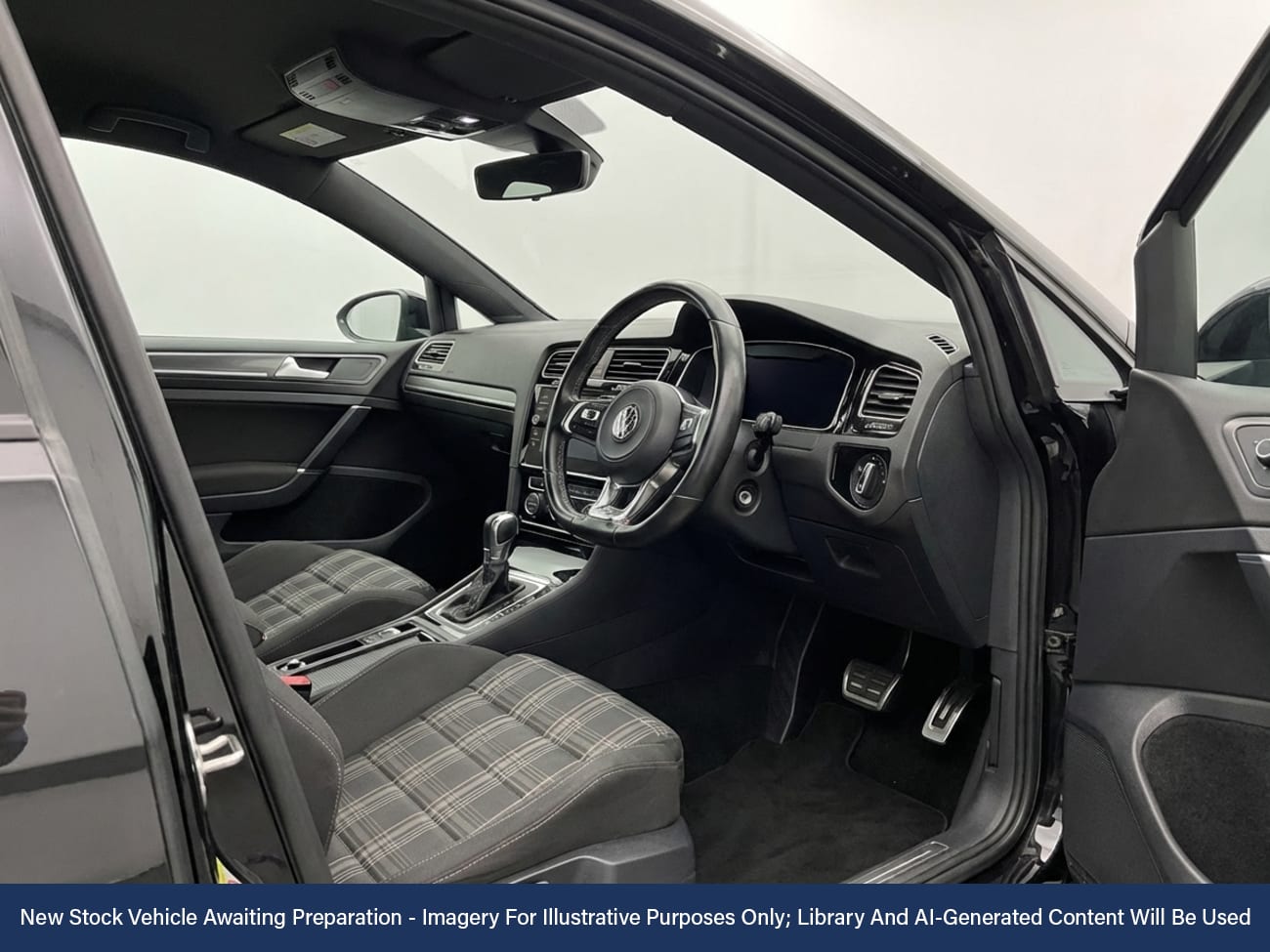 Used Volkswagen Golf 2017 for sale - 78079026: Photo 3