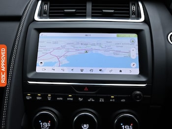 Used Jaguar E-Pace 2018 for sale - 76100804: Photo 3