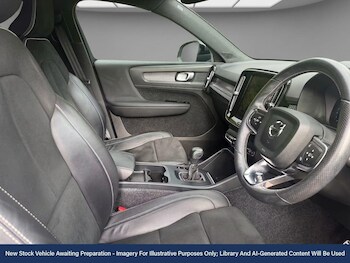 Used Volvo XC40 2021 for sale - 78937844: Photo