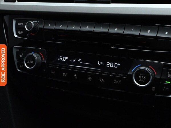 Used BMW 3 Series 2017 for sale - 76300330: Photo 17