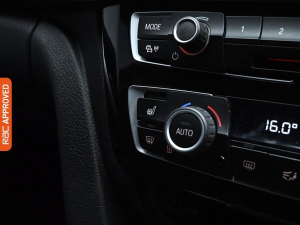 Used BMW 3 Series 2017 for sale - 76300330: Photo 18