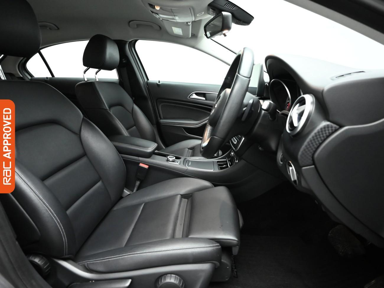 Used Mercedes-Benz A-Class 2017 for sale - 77555598: Photo 12