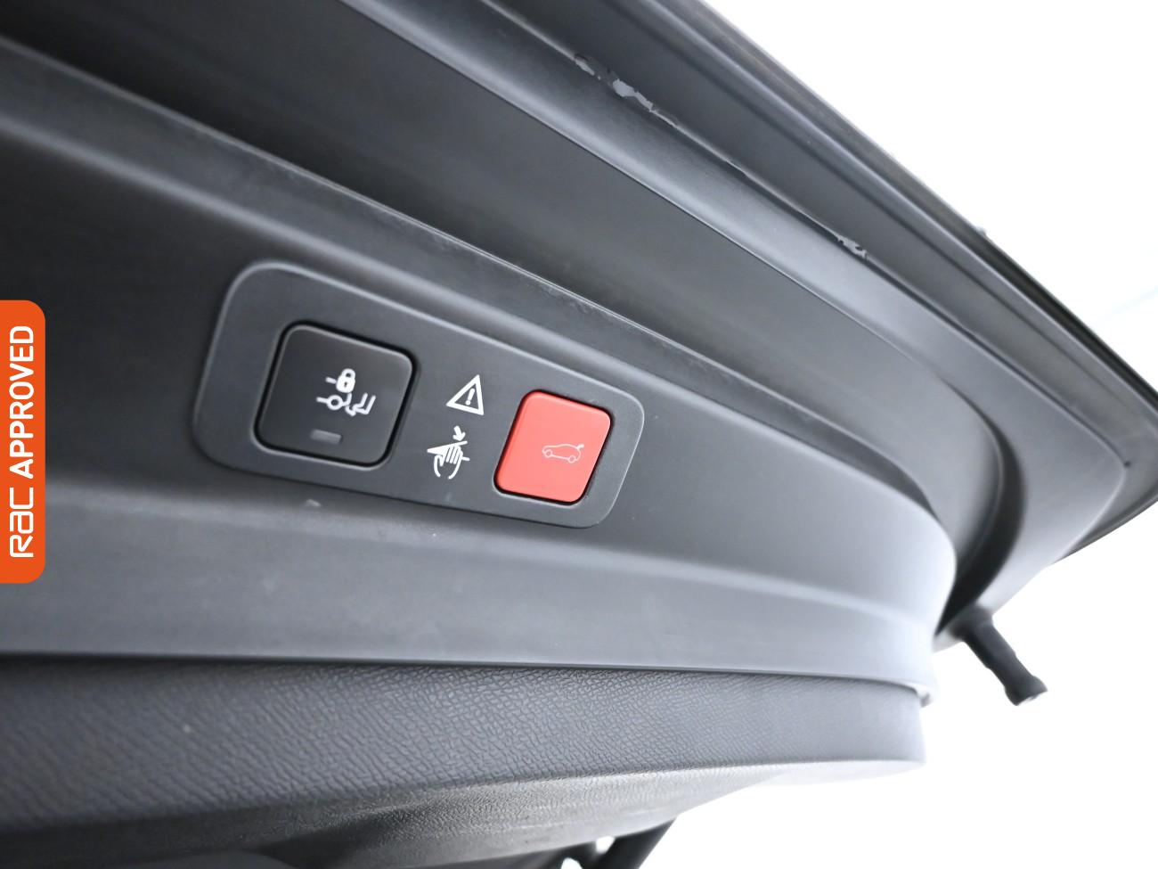 Used Peugeot 5008 2018 for sale - 76298684: Photo 14