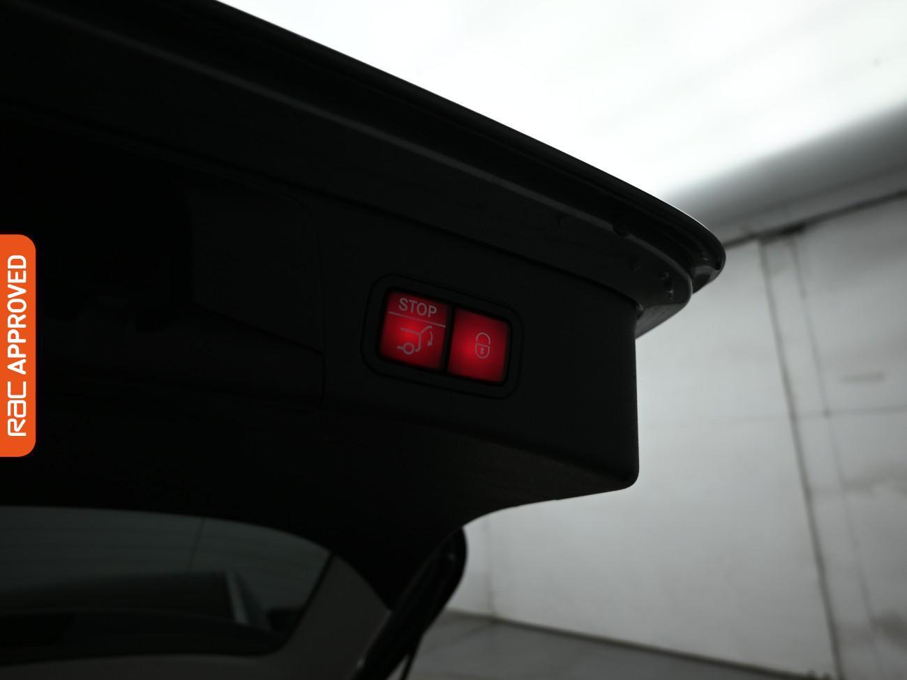 Used Mercedes-Benz C Class 2019 for sale - 77319418: Photo 27