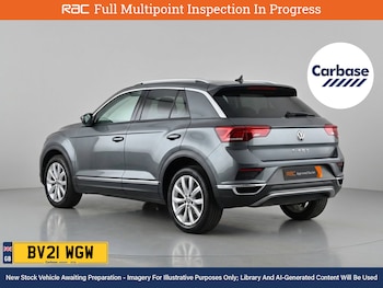 Used Volkswagen T-Roc 2021 for sale - 77601606: Photo