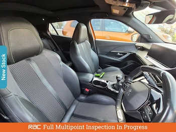 Used Peugeot 2008 2020 for sale - 76364693: Photo