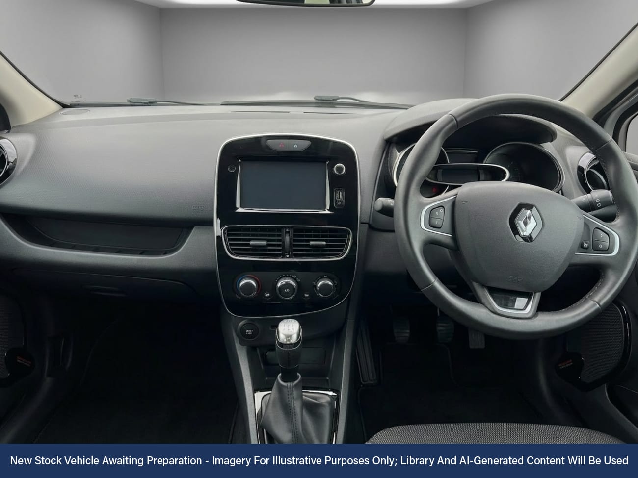 Used Renault Clio 2018 for sale - 77929002: Photo 6
