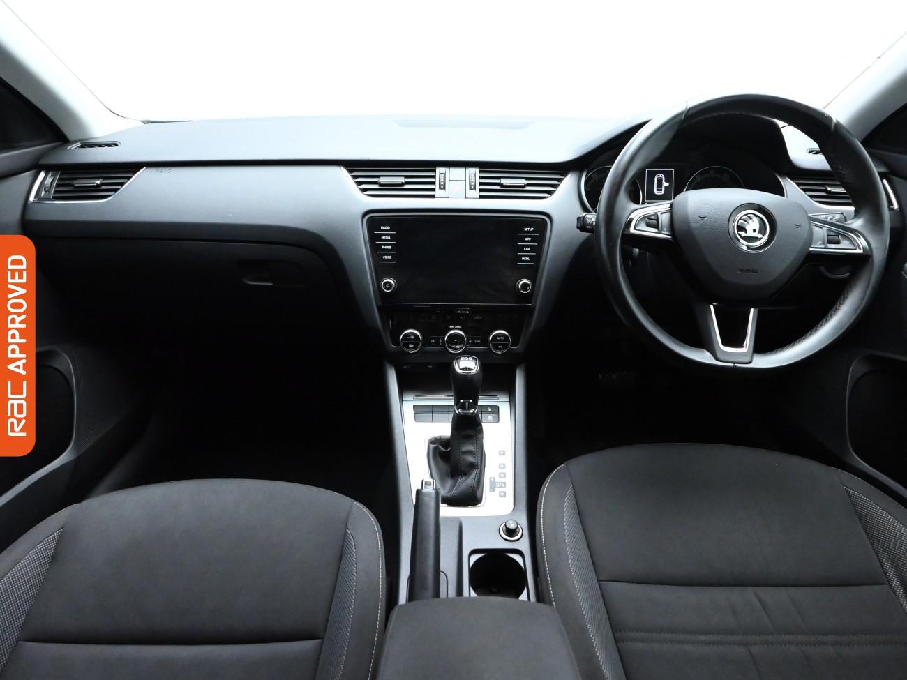 Used Skoda Octavia 2017 for sale - 77236118: Photo 2