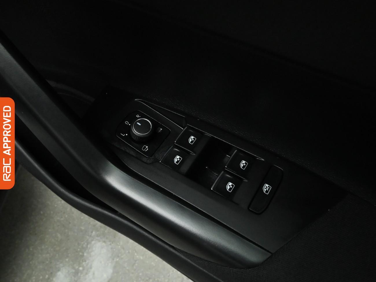 Used Volkswagen Polo 2023 for sale - 76750758: Photo 24