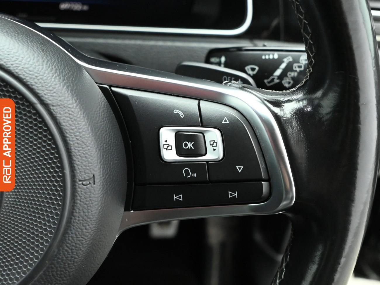 Used Volkswagen Golf 2017 for sale - 77703466: Photo 22