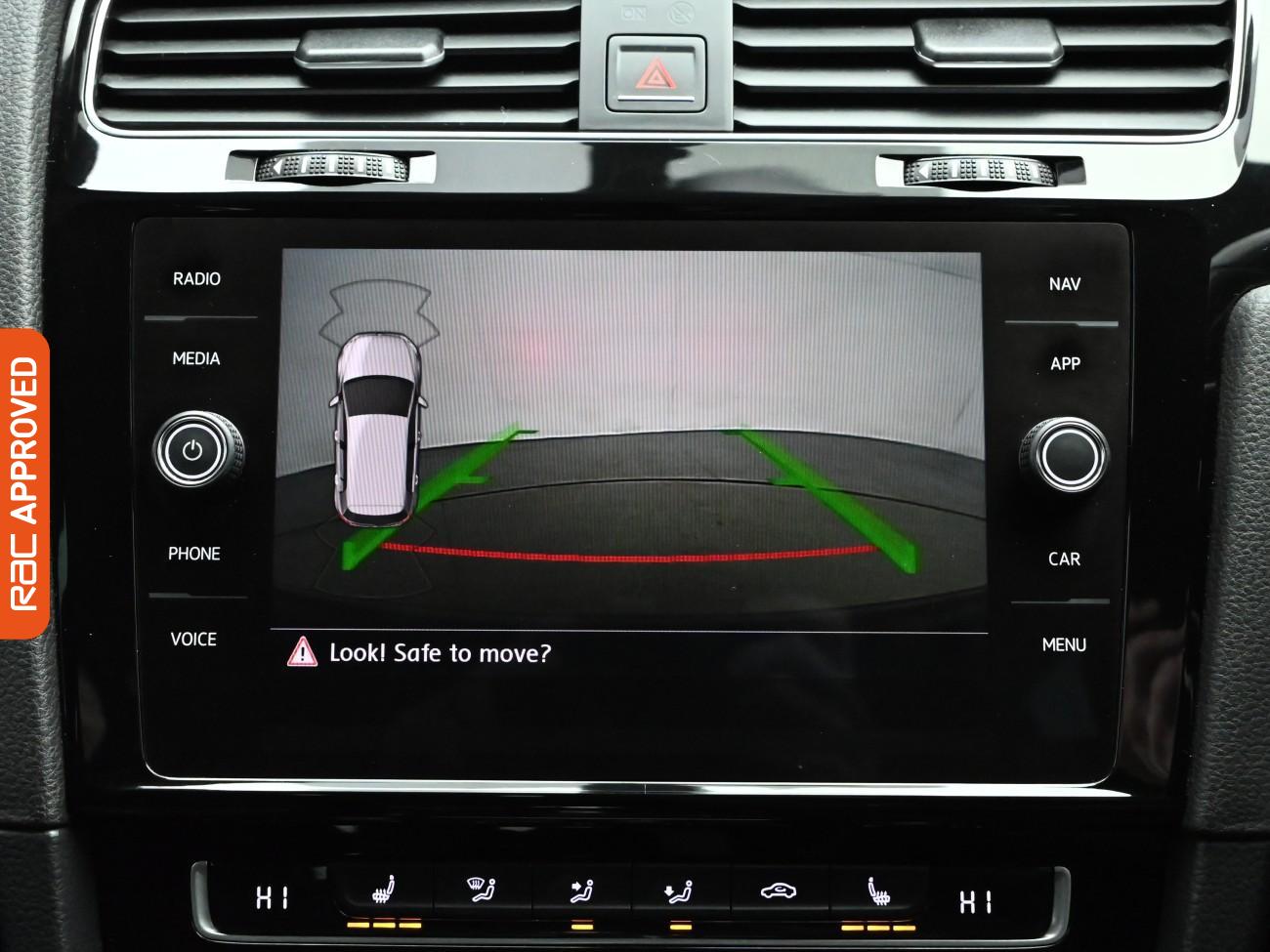 Used Volkswagen Golf 2017 for sale - 77703466: Photo 3