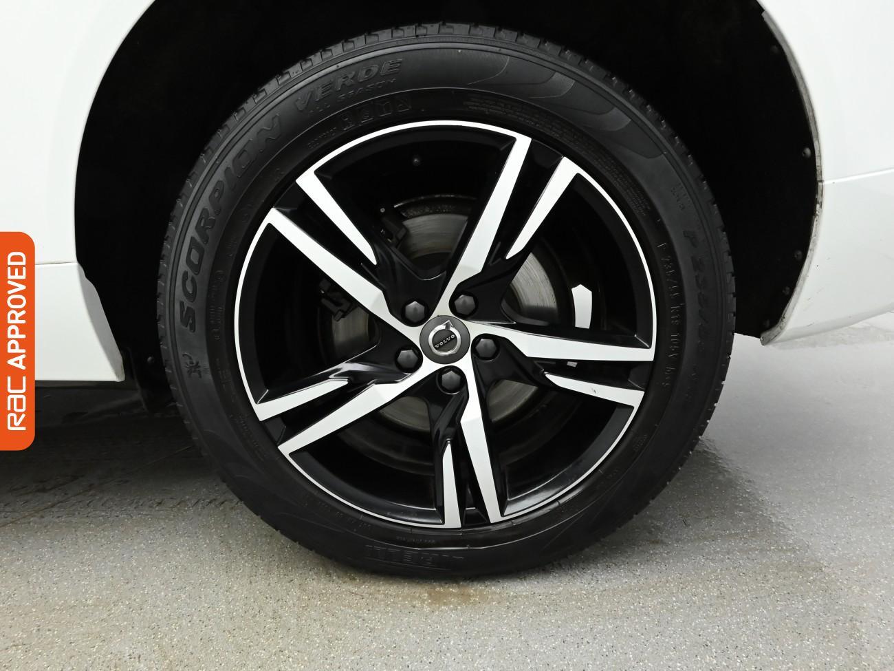 Used Volvo XC60 2020 for sale - 77399668: Photo 15