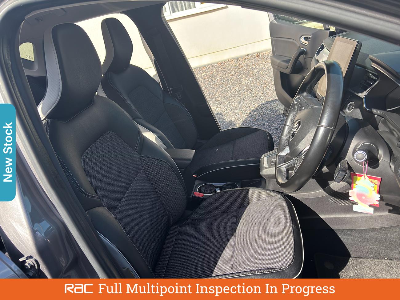 Used Renault Captur 2020 for sale - 76170321: Photo 3