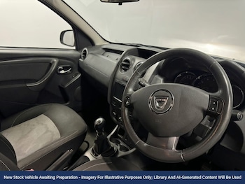 Used Dacia Duster 2016 for sale - 78845604: Photo