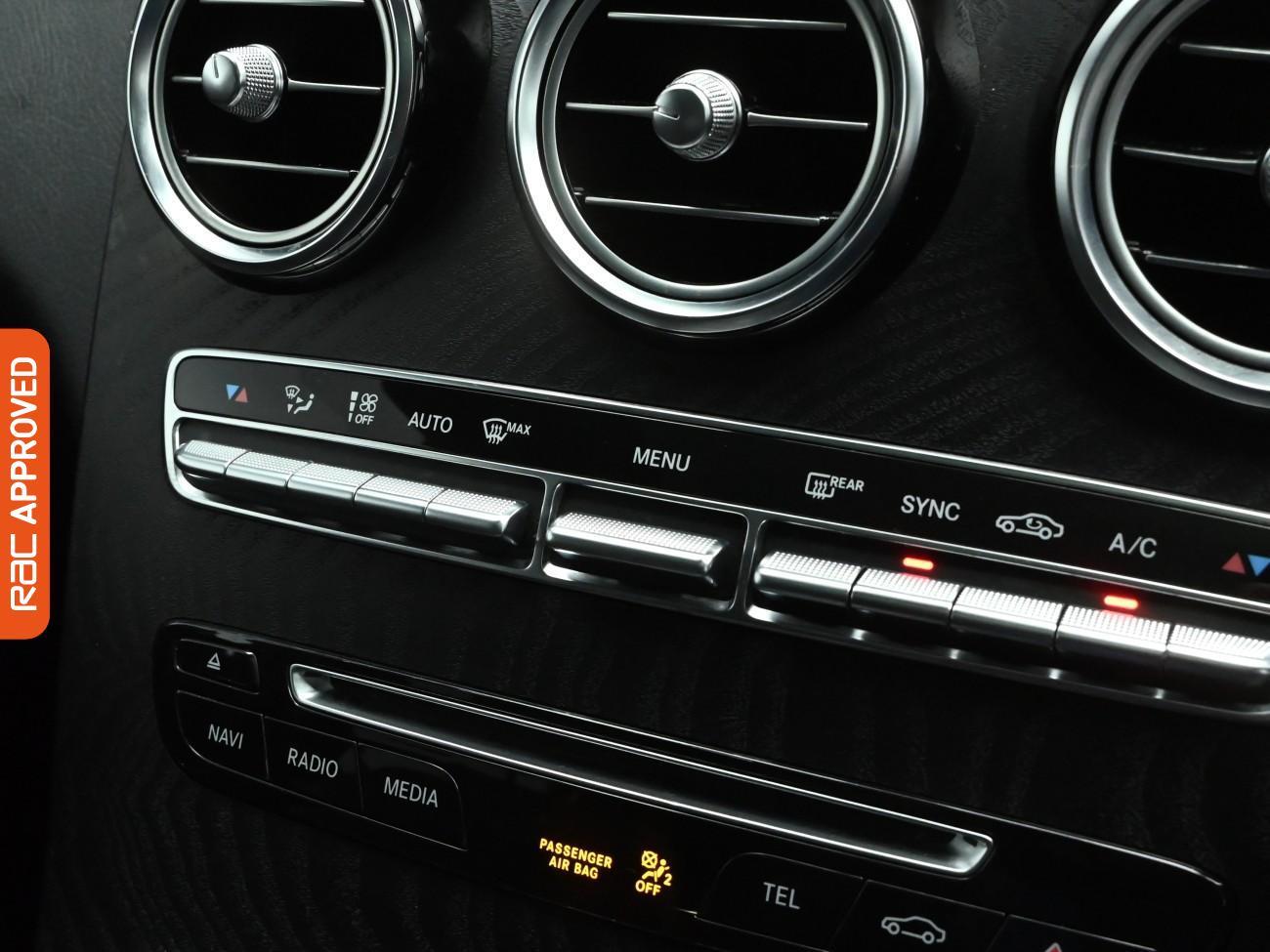 Used Mercedes-Benz GLC 2019 for sale - 77557439: Photo 18