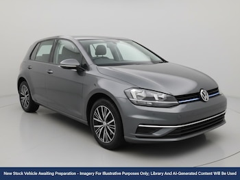 Used Volkswagen Golf 2017 for sale - 76553445: Photo