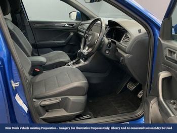 Used Volkswagen T-Roc 2021 for sale - 79295200: Photo