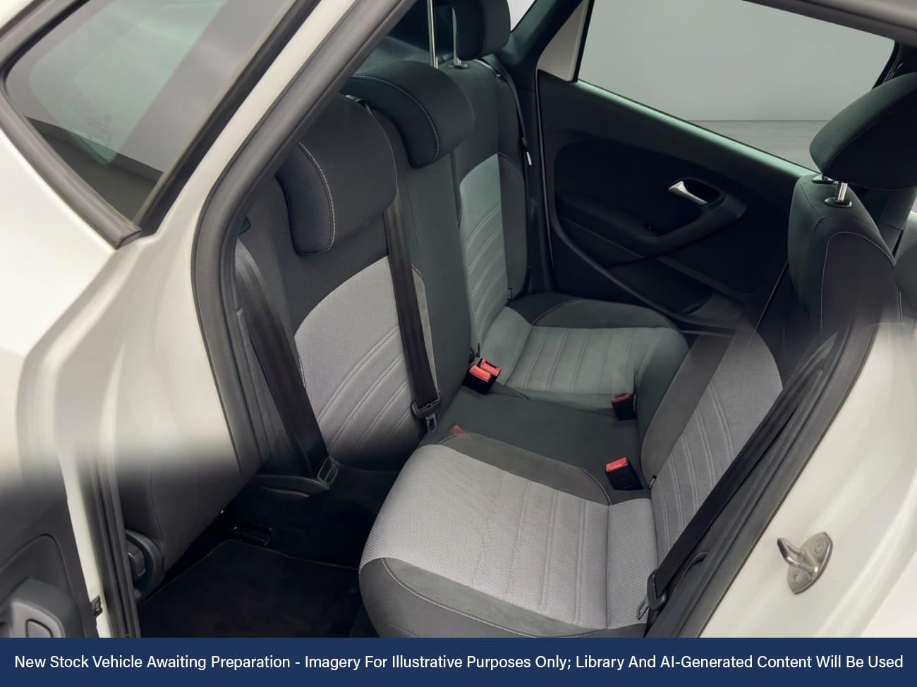 Used Volkswagen Polo 2017 for sale - 77286936: Photo 4