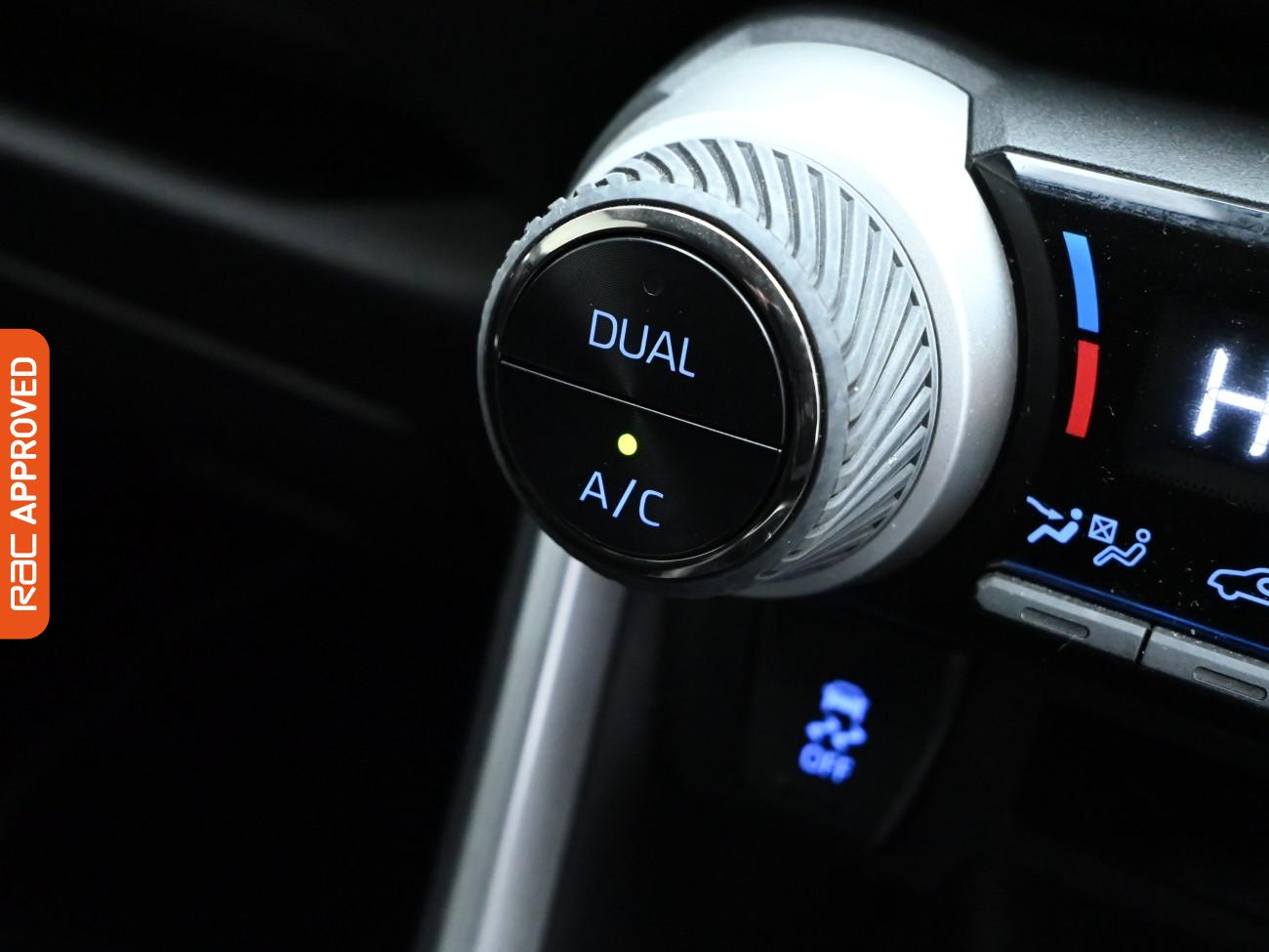 Used Toyota RAV4 2022 for sale - 75944824: Photo 18