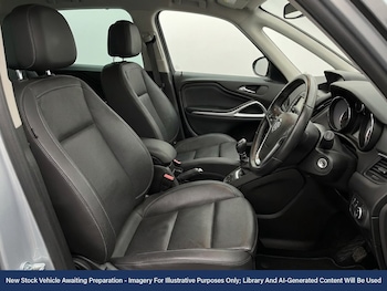 Used Vauxhall Zafira Tourer 2018 for sale - 77886494: Photo