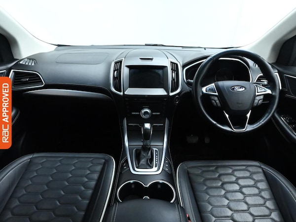 Used Ford Edge 2017 for sale - 75661531: Photo 2