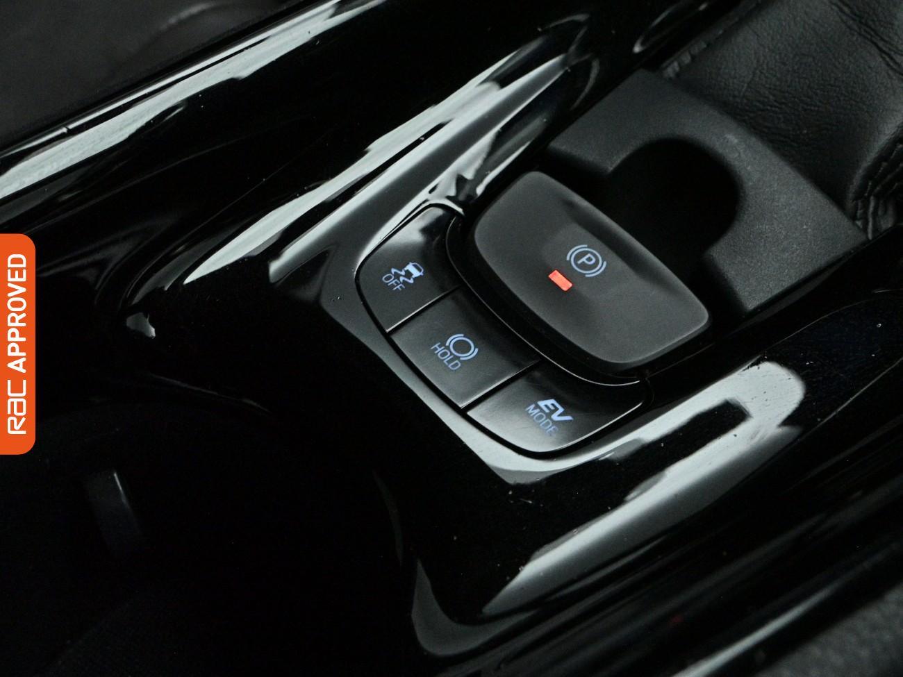 Used Toyota C-HR 2018 for sale - 78043374: Photo 16