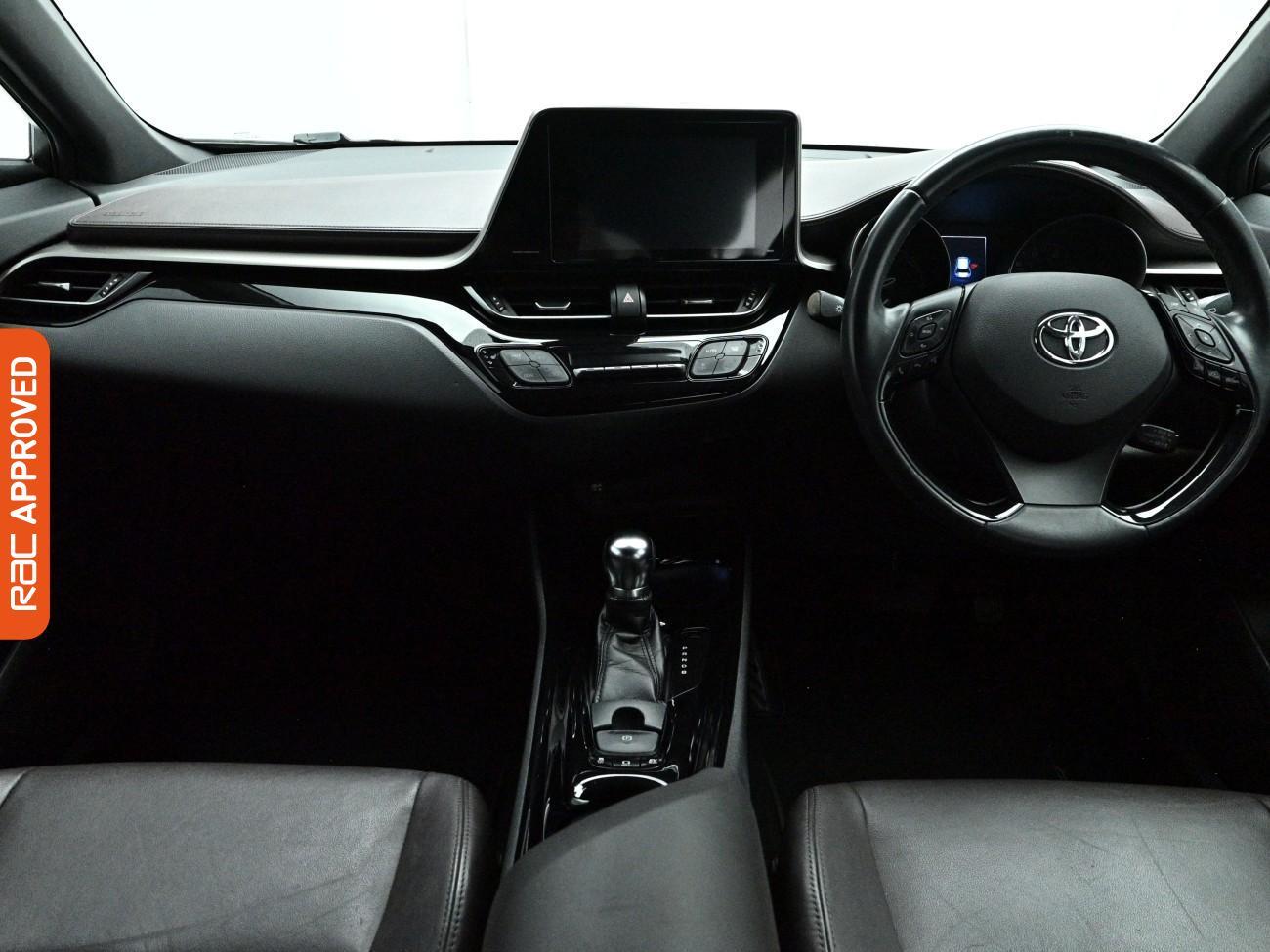 Used Toyota C-HR 2018 for sale - 78043374: Photo 2