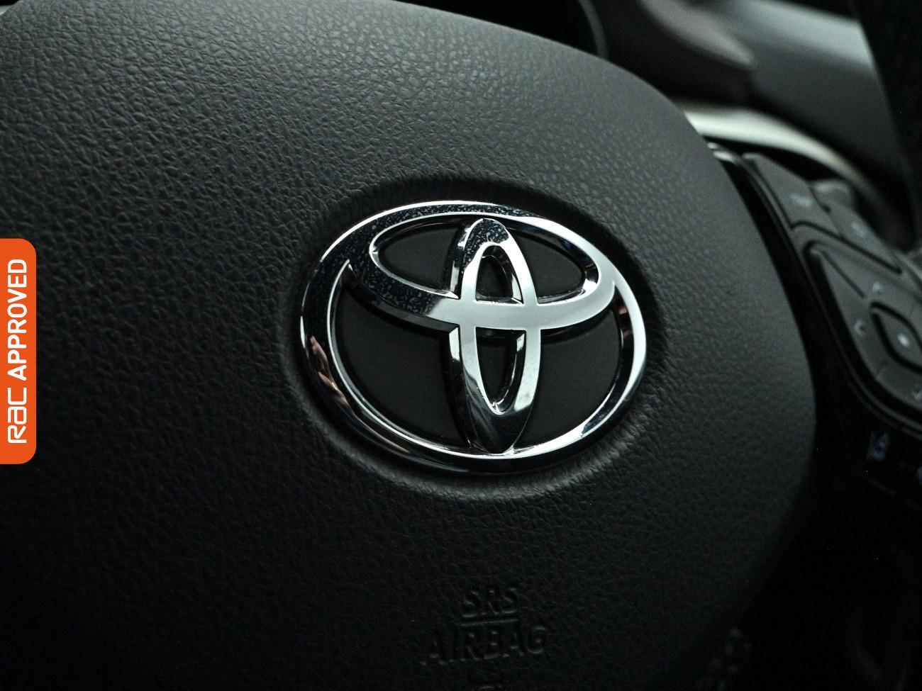 Used Toyota C-HR 2018 for sale - 78043374: Photo 24